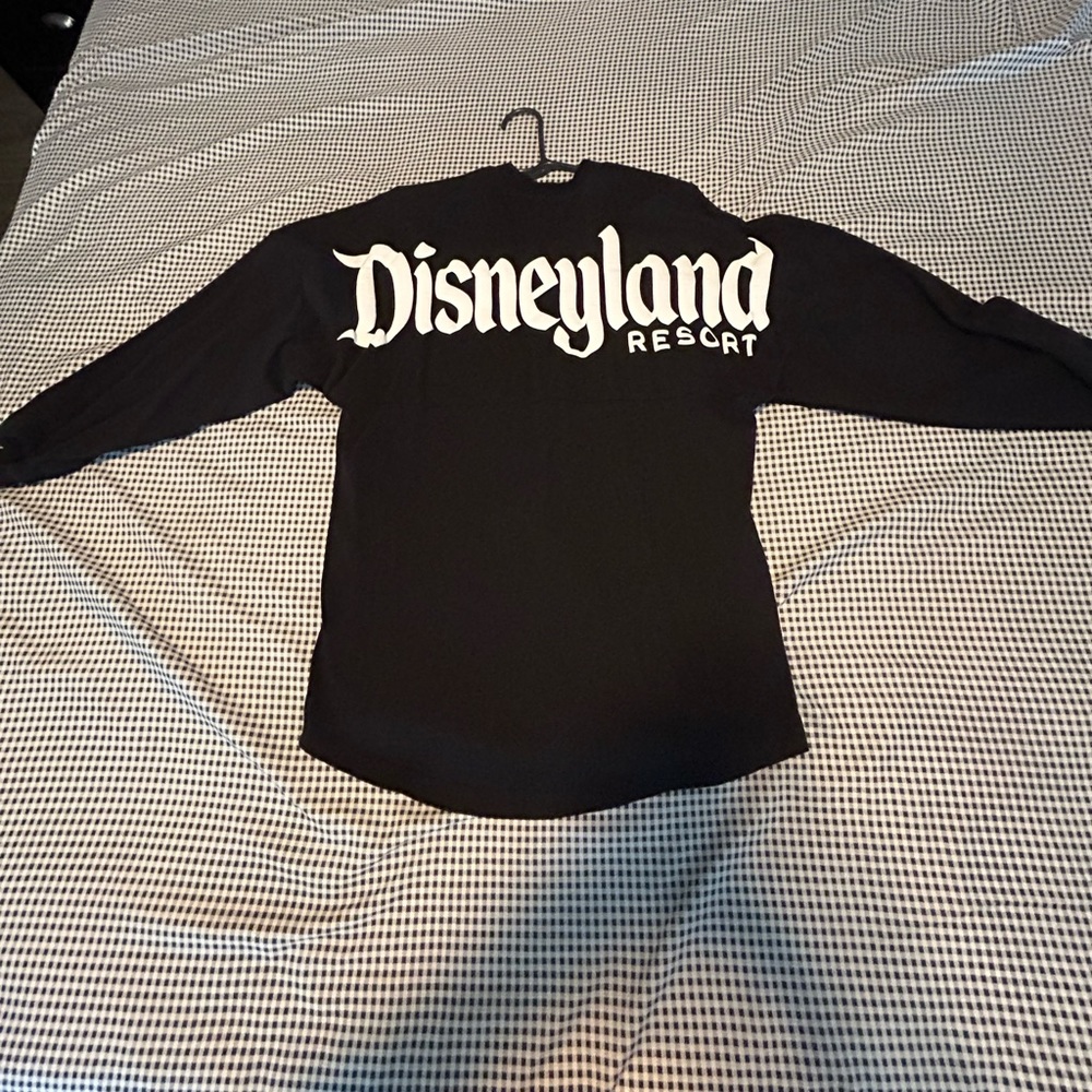 Disney spirit jersey black and white